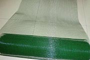 镀锌电焊网片和浸塑电焊网的的区别